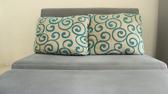 Modest 1BR Apartment at Parahyangan Residence