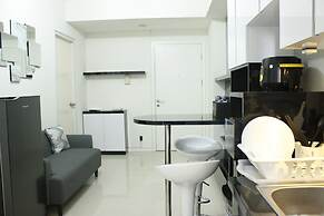 Direct Access to Pool 2BR Apartment at Parahyangan Residence