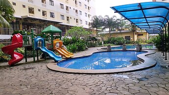 Homey and Simply 2BR Kebagusan City Apartment