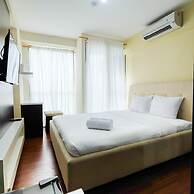 Comfy Studio Tifolia Apartment