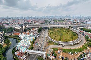 Homey 1BR Apartment @ Bassura City