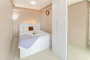 Homey 1BR Apartment @ Bassura City