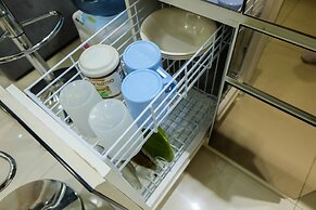 Compact 2BR Bassura City Apartment