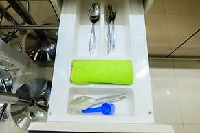 Compact 2BR Bassura City Apartment