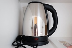 Elegant Studio Room The Springlake Summarecon Apartment