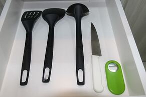 Spacious Studio Apartment @ Azalea Suites