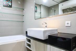 Spacious Studio Apartment @ Azalea Suites