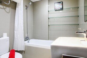 Spacious Studio Apartment @ Azalea Suites