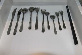 Spacious Studio Apartment @ Azalea Suites