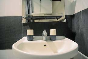 Full Parquette 2BR @ Cinere Bellevue Apartment