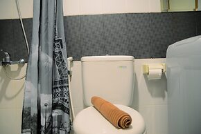 Full Parquette 2BR @ Cinere Bellevue Apartment