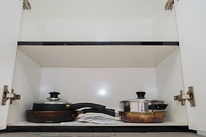 Comfy and Clean 2BR Green Pramuka Apartment