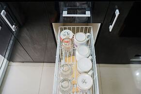 Comfy and Clean 2BR Green Pramuka Apartment