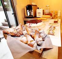 Casa Nostra Luxury Suites