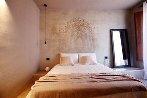 Casa Nostra Luxury Suites