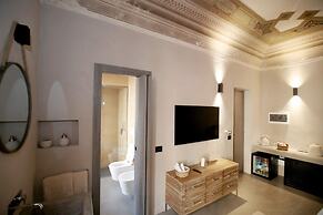 Casa Nostra Luxury Suites