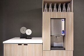 AC Hotel by Marriott Charlotte SouthPark