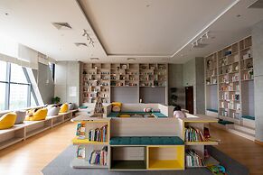 Lunetta Serviced Apartment