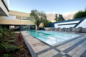 Piazza Hotel