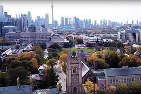 Downtown Posh Penthouse in the City, Walk Score 95