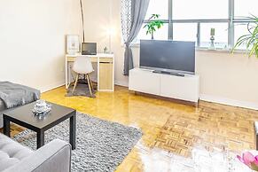 Downtown Posh Penthouse in the City, Walk Score 95