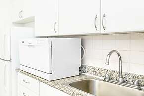 Downtown Posh Penthouse in the City, Walk Score 95