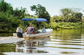 Turtle Inn by Francis Ford Coppola