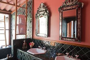 Turtle Inn by Francis Ford Coppola