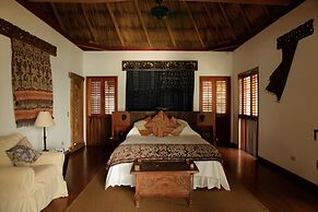 Turtle Inn by Francis Ford Coppola