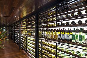 Turtle Inn by Francis Ford Coppola