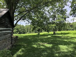 Smokey Mtn. Romantic Handcrafted Cabins