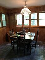 Smokey Mtn. Romantic Handcrafted Cabins