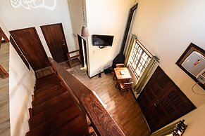 Pousada Paris Hostelli