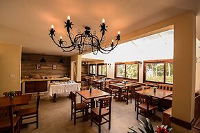 Pousada Paris Hostelli