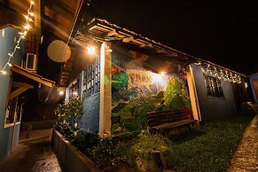 Pousada Paris Hostelli