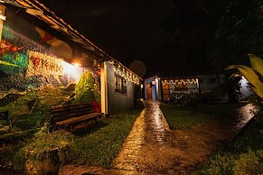 Pousada Paris Hostelli