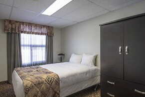 Dunvegan Inn and Suites