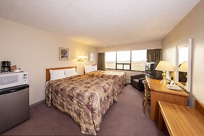 Dunvegan Inn and Suites