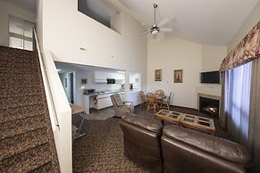 Dunvegan Inn and Suites