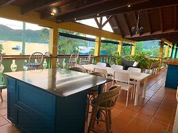 The Waterfront Inn - Hostel