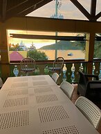 The Waterfront Inn - Hostel