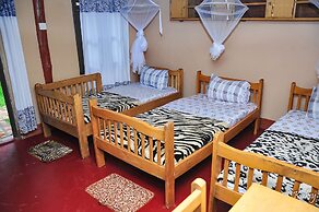 Jinja Safari Camp