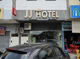 OYO 44086 JJ Hotel