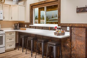 Alaska Back Country Cottages