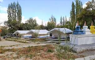 Apple Cottage Nubra - Glamping