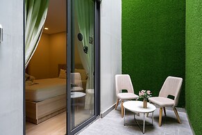 Luxy Park Hotel & Apartments Notre Dame