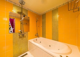 Belita N Goodtime Drive-in Motel