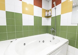 Belita N Goodtime Drive-in Motel