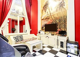 Belita N Goodtime Drive-in Motel