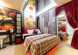 Belita N Goodtime Drive-in Motel